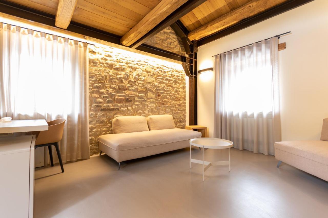 Borgotufi Albergo Diffuso Castel del Giudice Exterior foto